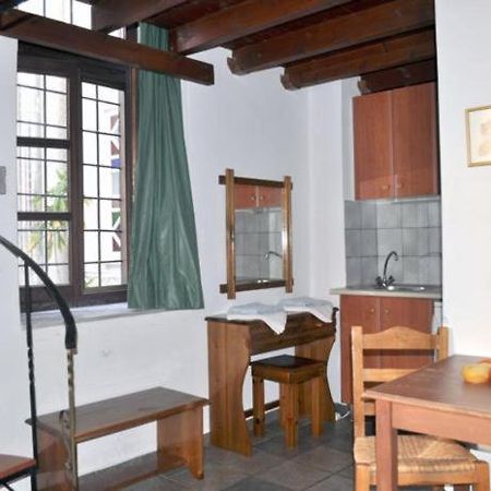 Aparthotel Odos Odysseos Ermupoli Zewnętrze zdjęcie