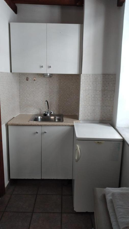 Aparthotel Odos Odysseos Ermupoli Zewnętrze zdjęcie