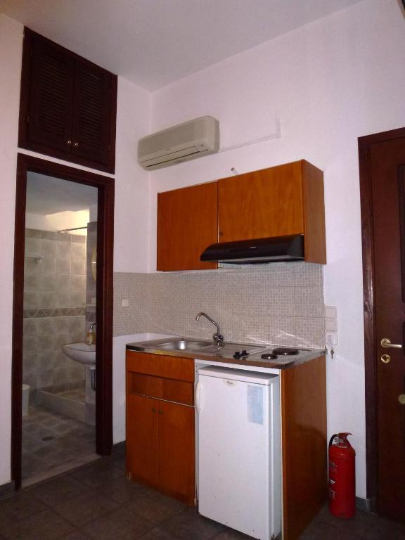 Aparthotel Odos Odysseos Ermupoli Pokój zdjęcie